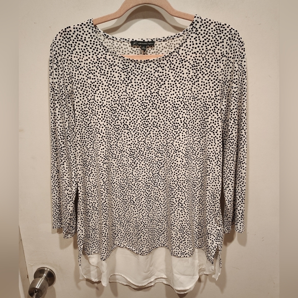 Adrianna Papell Women's Black & White Dotted 3/4 Sleeve Slinky Top Sz M Career